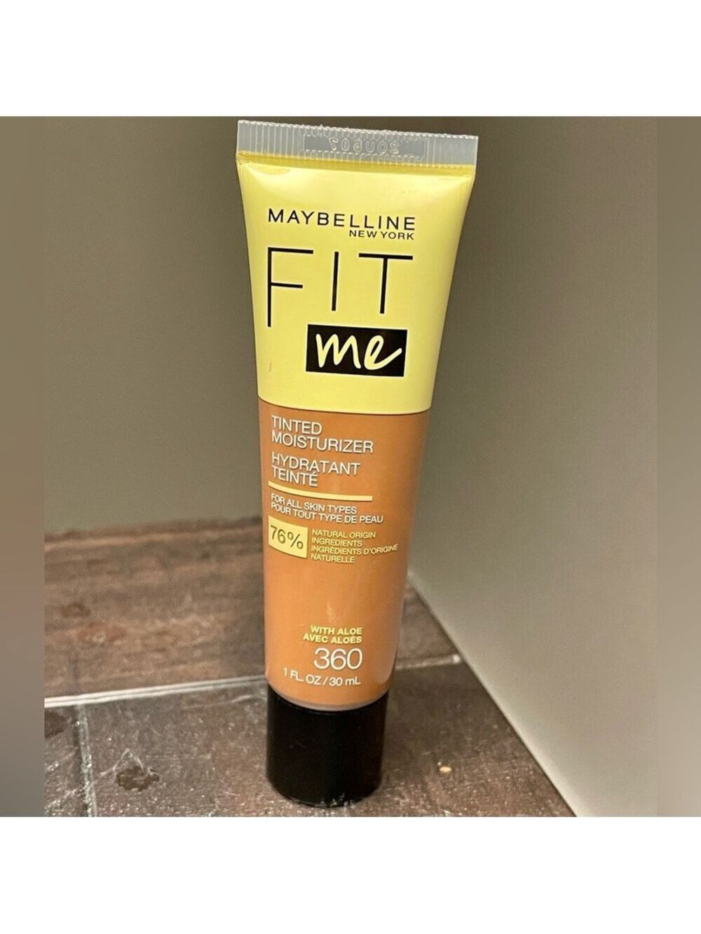 Maybelline Fit Me Tinted Moisturizer